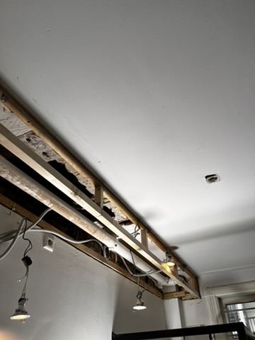 Ceiling recess before the repair